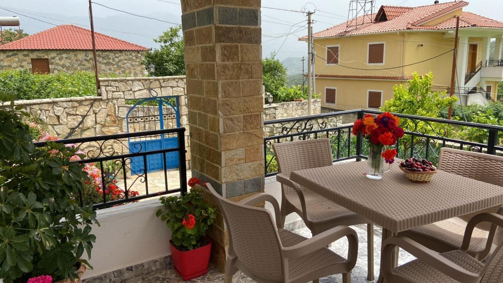 Apartamento Xherimeja Family Oasis Berat