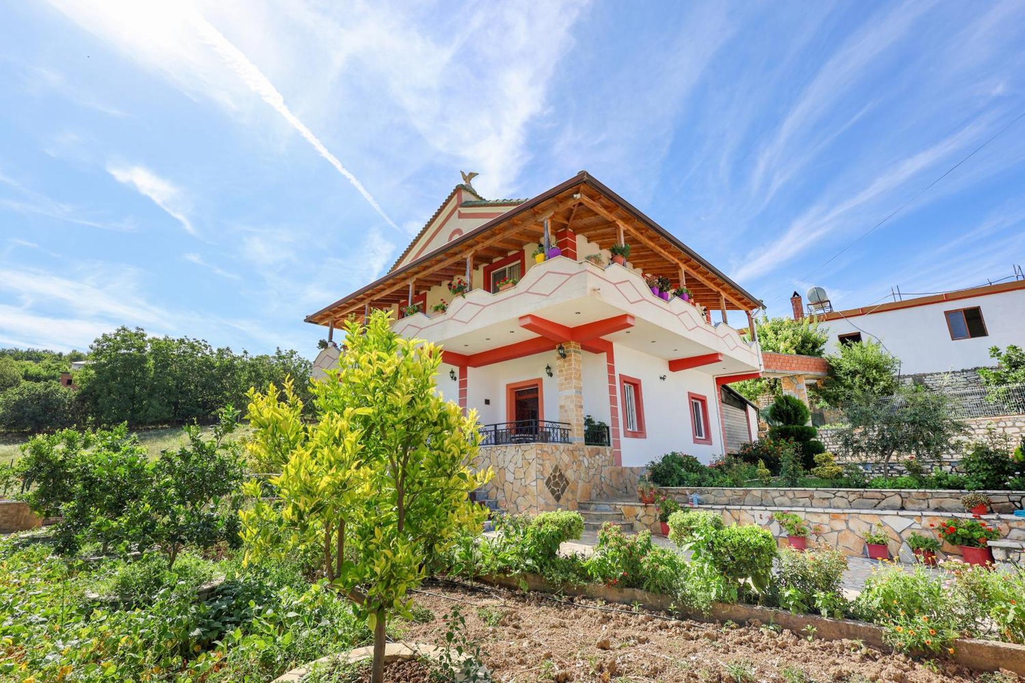 Xherimeja Family Oasis * Berat